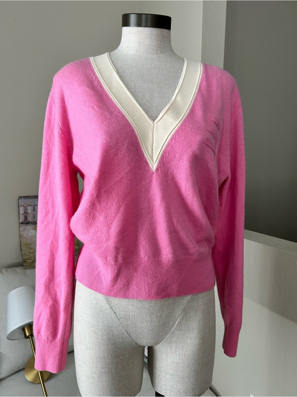 Sandro Pink V-Neck 12% cashmere Sweater with Cream Trim